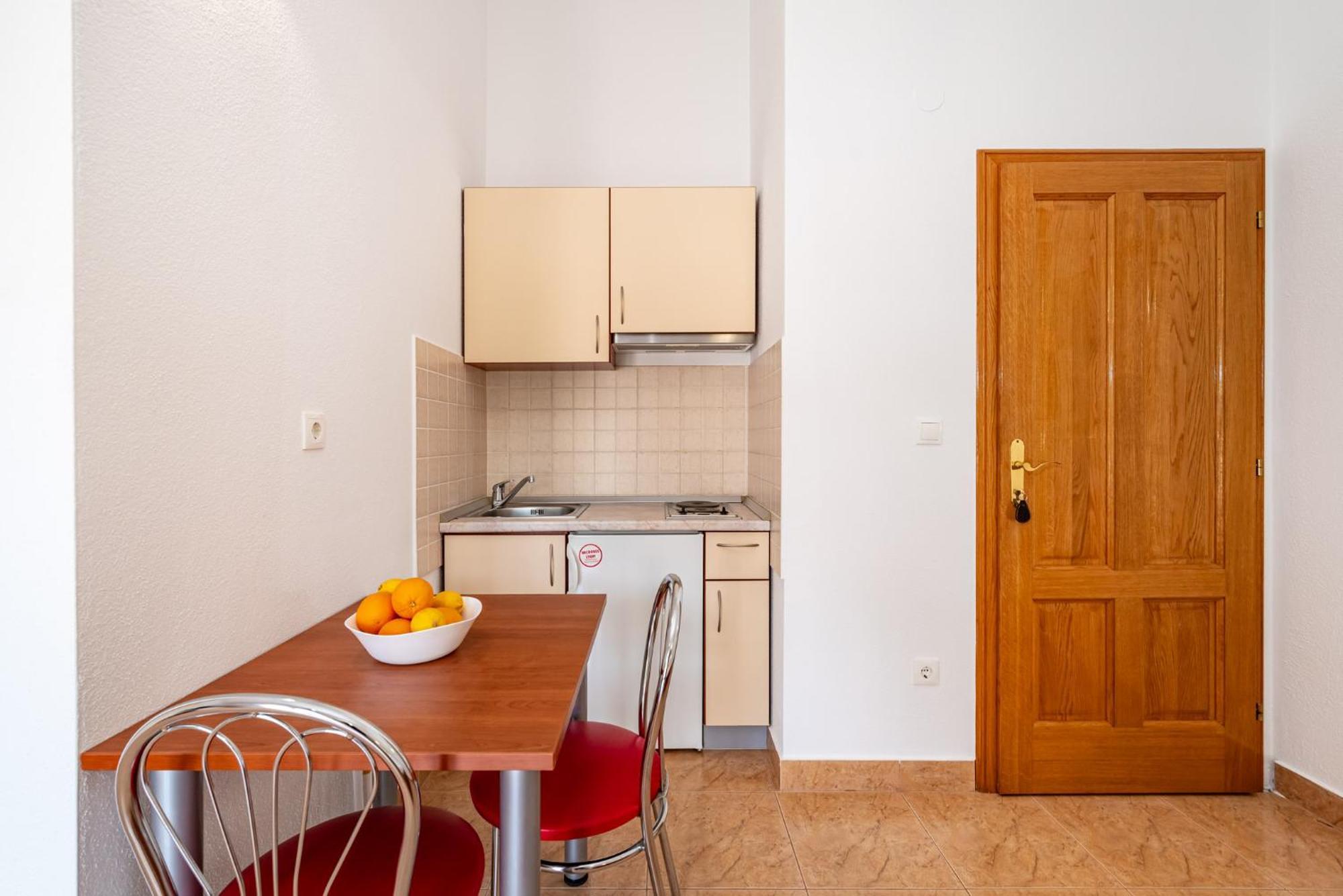 Apartments Prkacin 2 Starigrad Paklenica Exterior foto