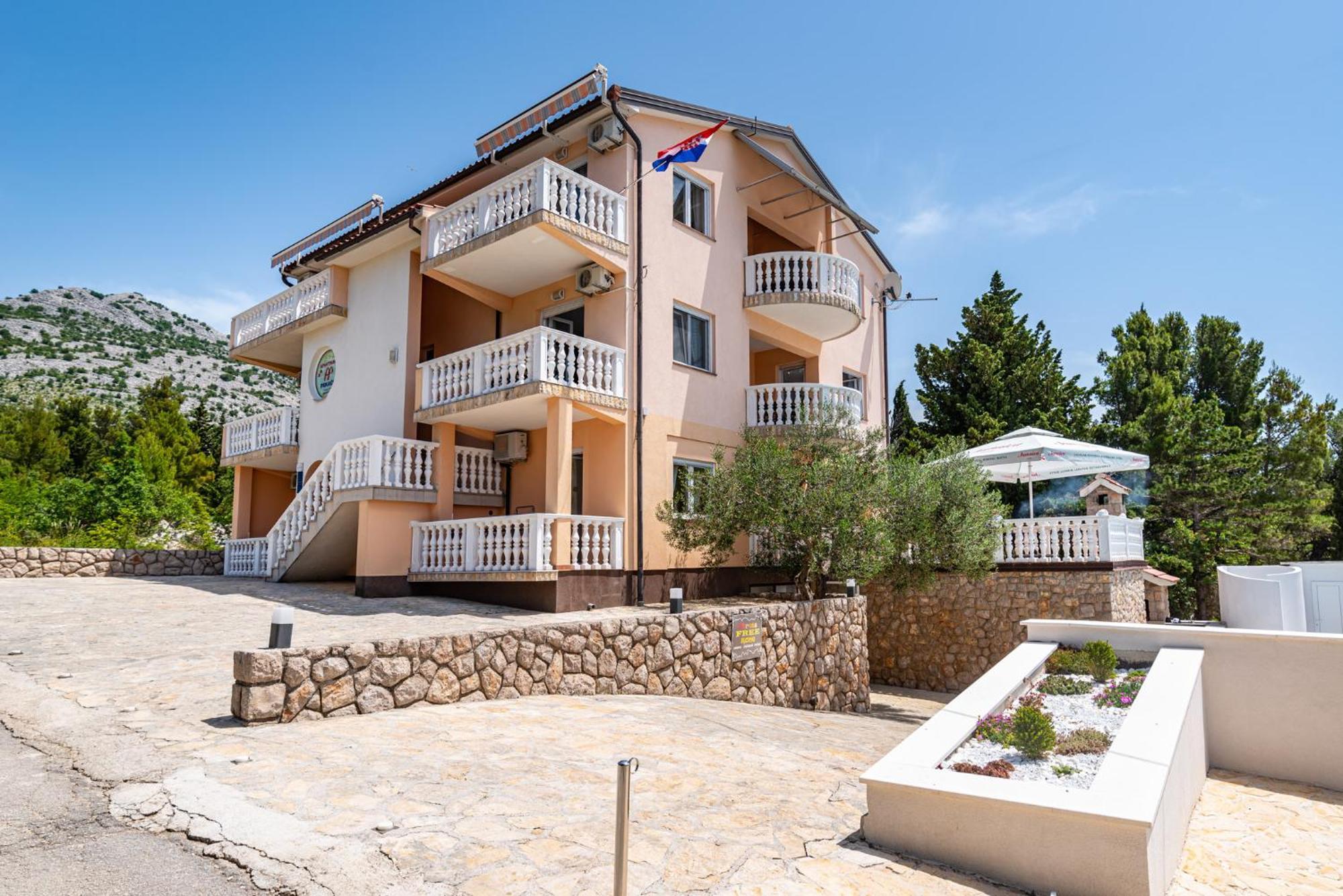 Apartments Prkacin 2 Starigrad Paklenica Exterior foto