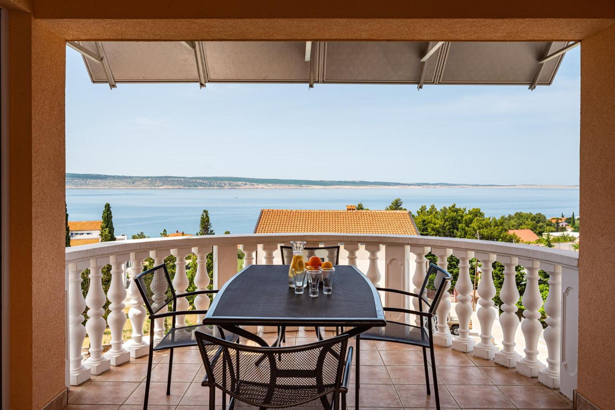 Apartments Prkacin 2 Starigrad Paklenica Exterior foto