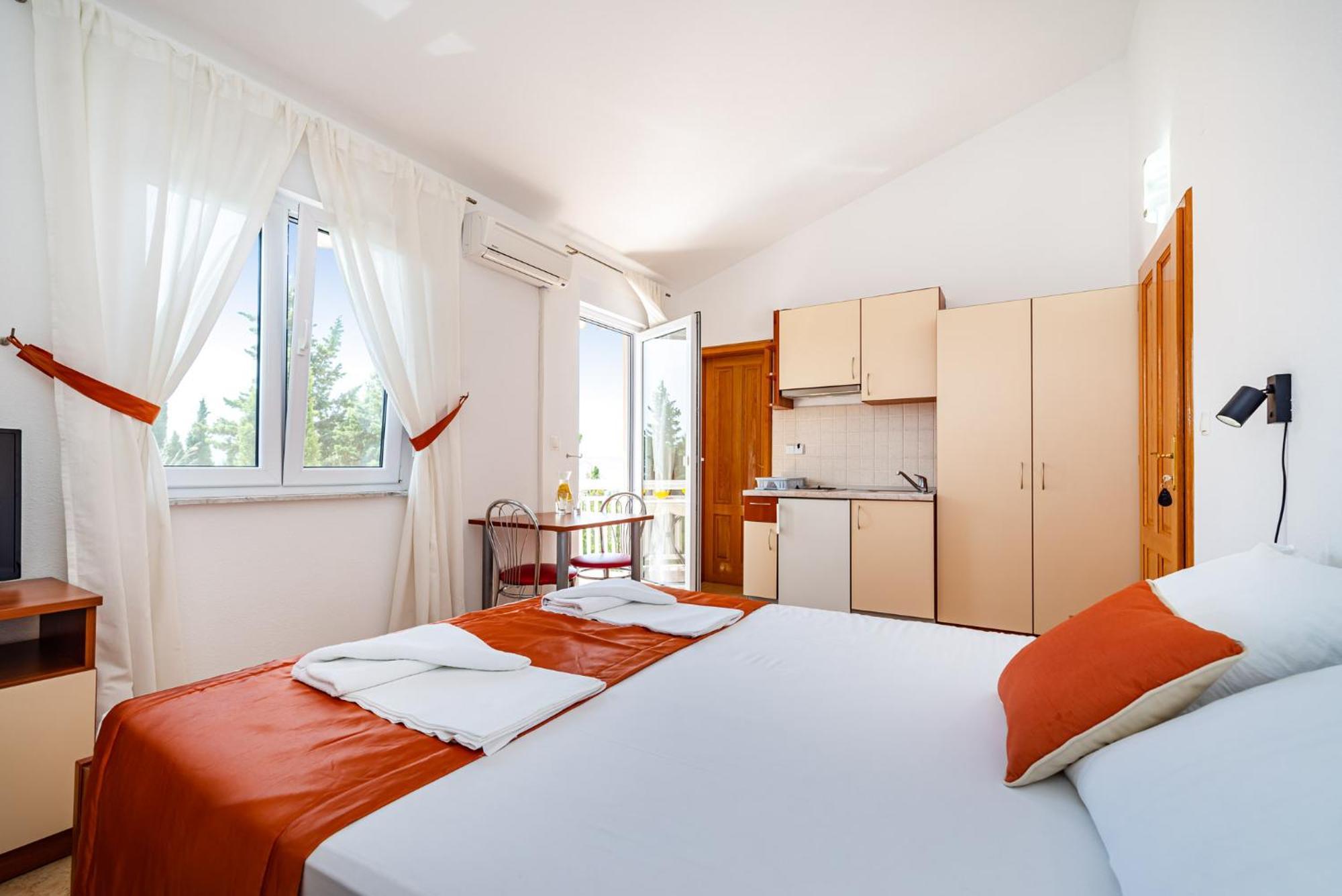 Apartments Prkacin 2 Starigrad Paklenica Exterior foto