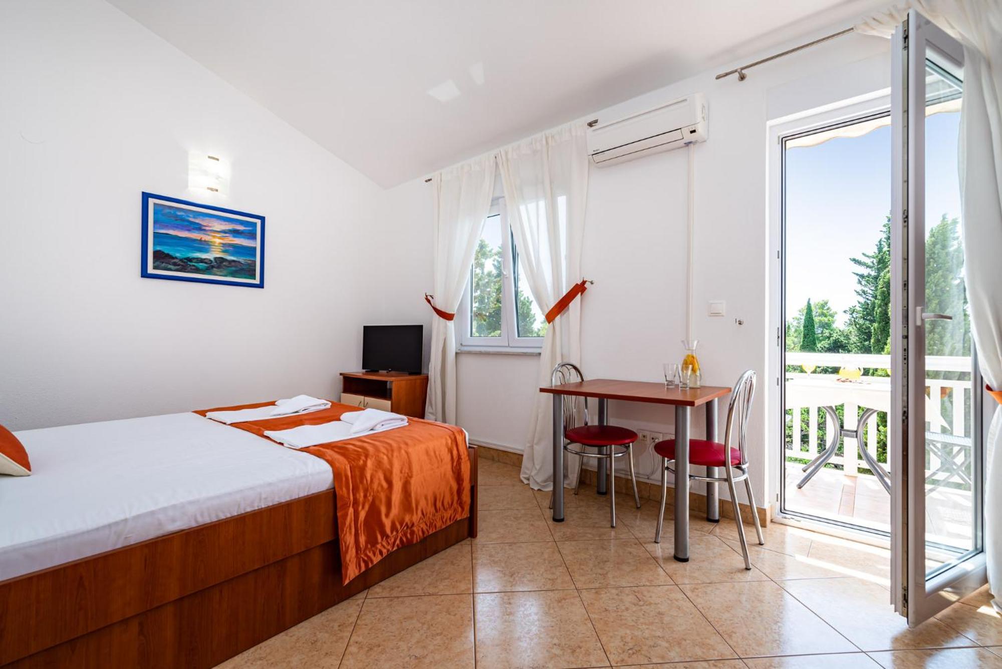 Apartments Prkacin 2 Starigrad Paklenica Exterior foto