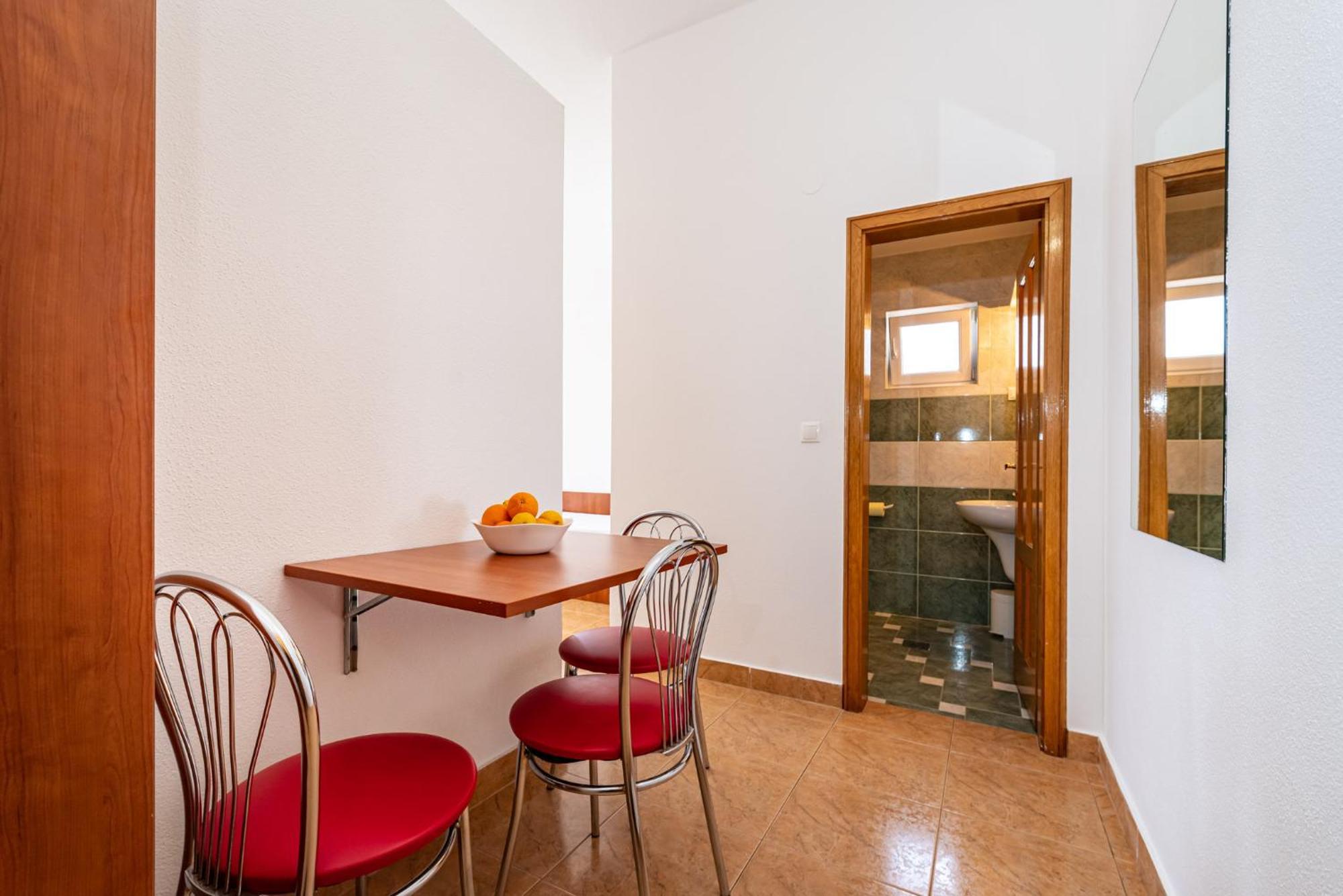 Apartments Prkacin 2 Starigrad Paklenica Exterior foto